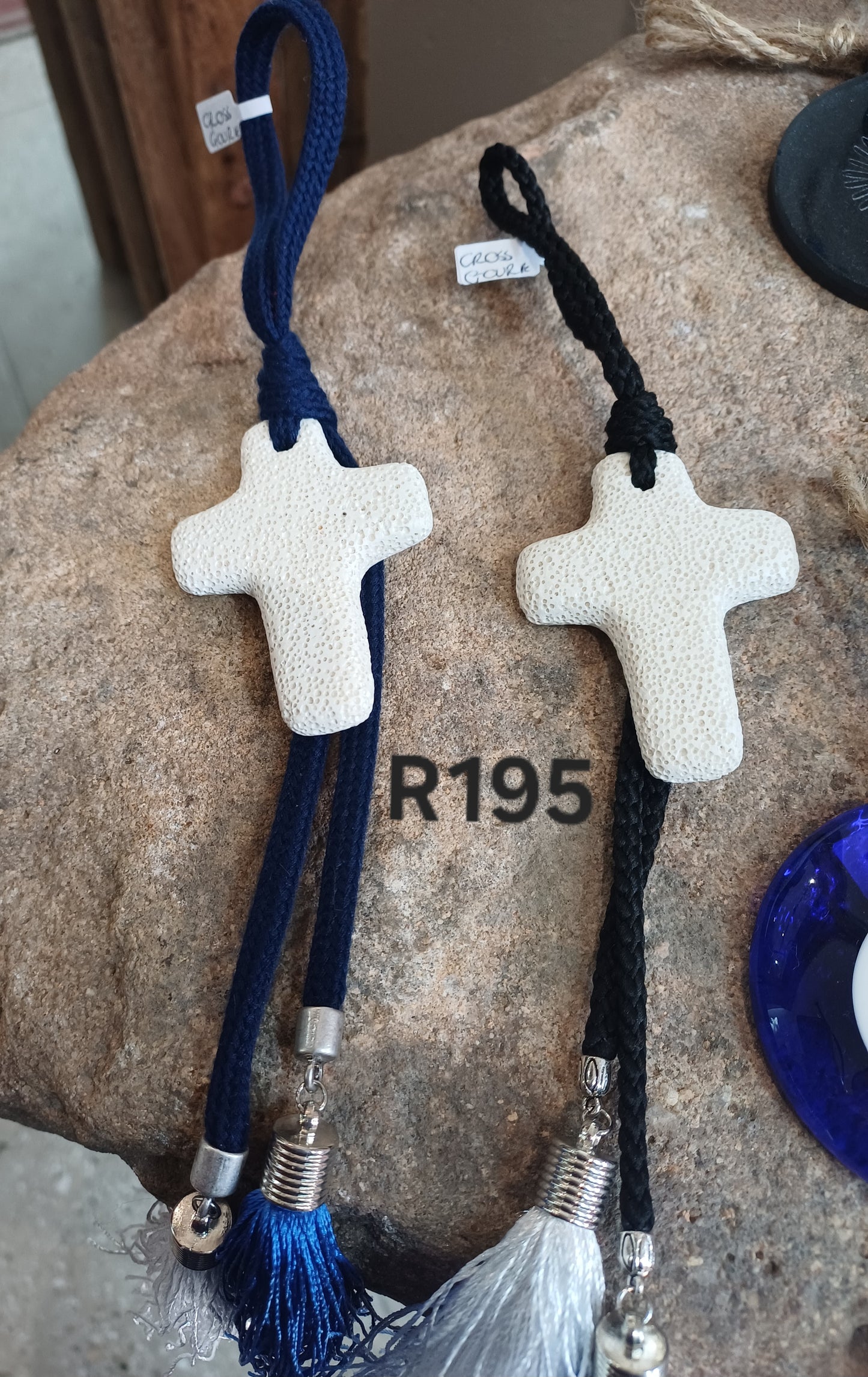 White Lava Cross Gourie